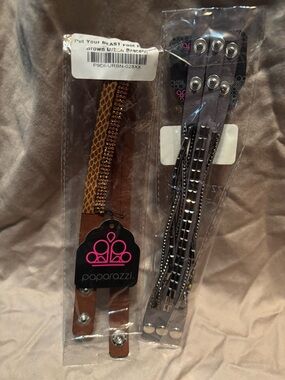 NWT lot of 2 Layered Multi-Texture Snap Bracelet Set